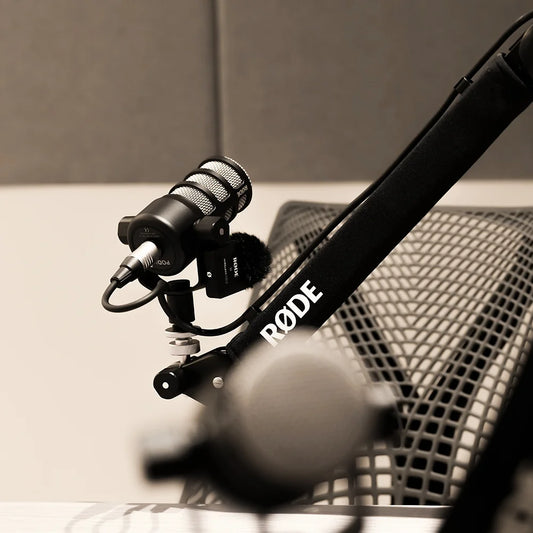 غرفة البودكاست الاثير